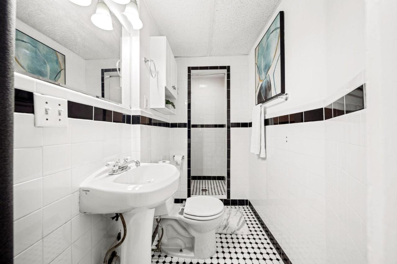 Cozy Up In 5Br Apt Near Charming Oak Square Boston Eksteriør bilde