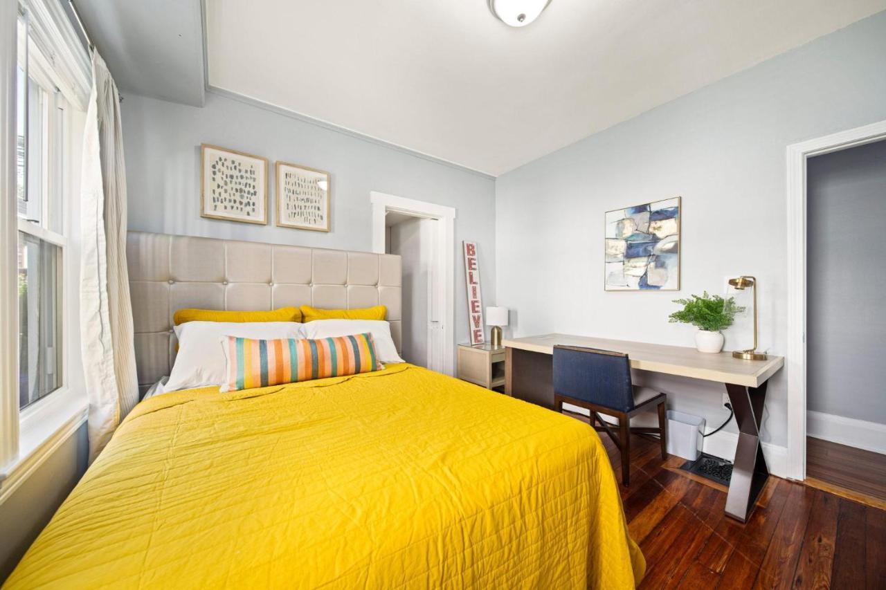 Cozy Up In 5Br Apt Near Charming Oak Square Boston Eksteriør bilde